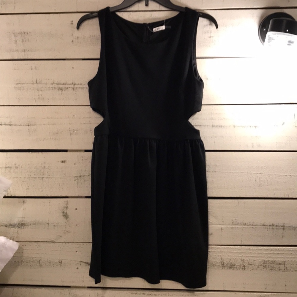Black cut out side short dress